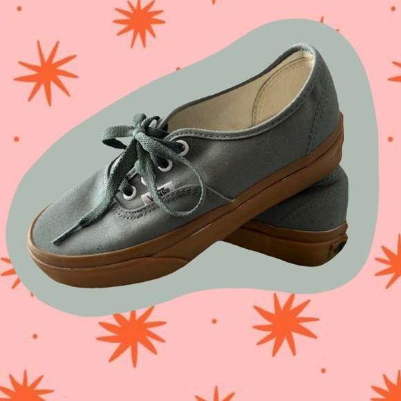 Vans - Picture 1 of 1